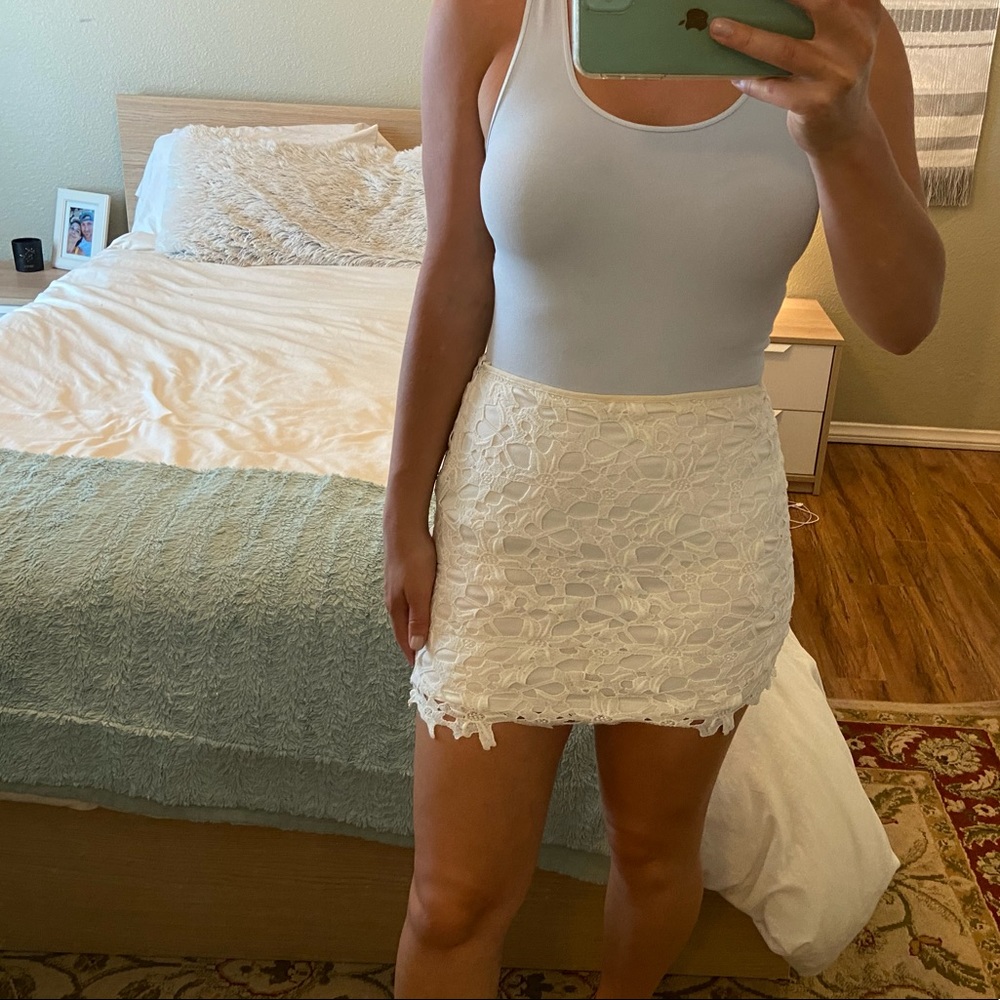 White lace body con skirt